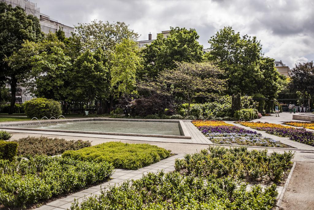 Small Paris Budapeszt Zewnętrze zdjęcie